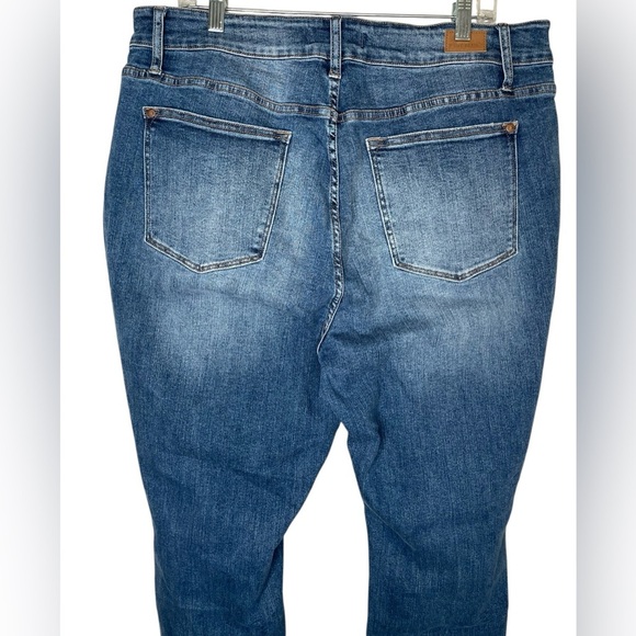 Judy Blue High Rise Boyfriend Fit Jeans Size 14W Style JB88270 - Picture 4 of 8